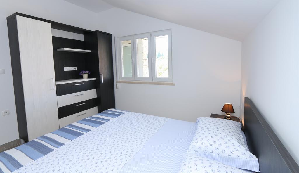 לוביסטה Apartments Jadranka מראה חיצוני תמונה