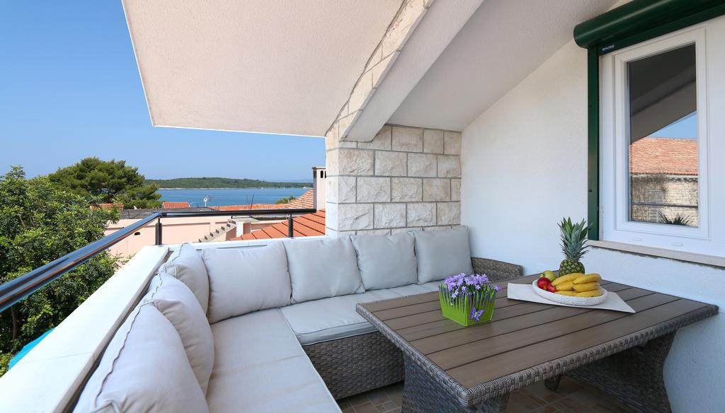 לוביסטה Apartments Jadranka מראה חיצוני תמונה