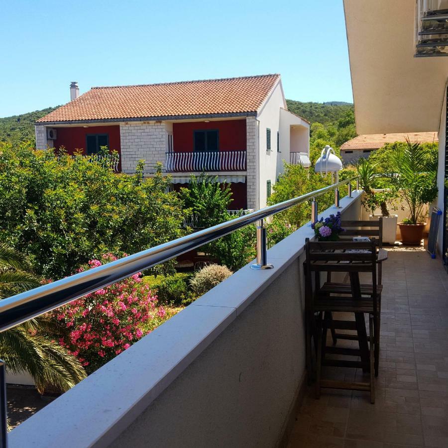 לוביסטה Apartments Jadranka מראה חיצוני תמונה