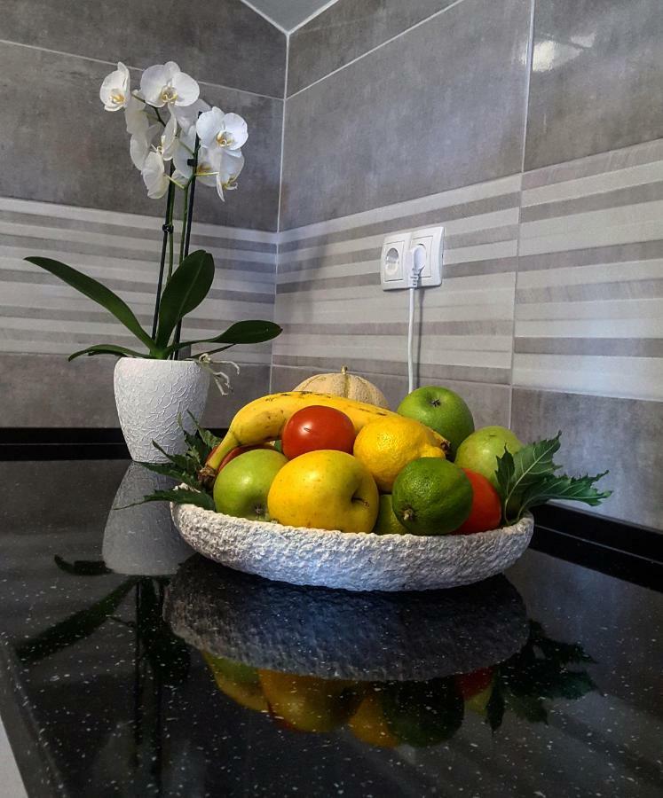 לוביסטה Apartments Jadranka מראה חיצוני תמונה